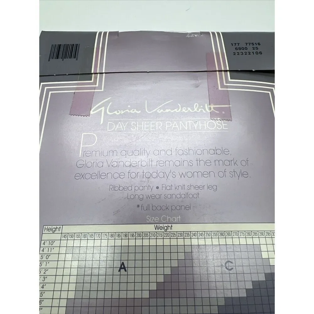 Vintage Gloria Vanderbilt Day Sheer Pantyhose Size C Coffee 100% Nylon